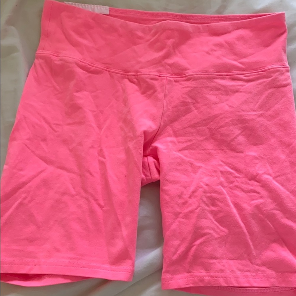 aritzia biker shorts